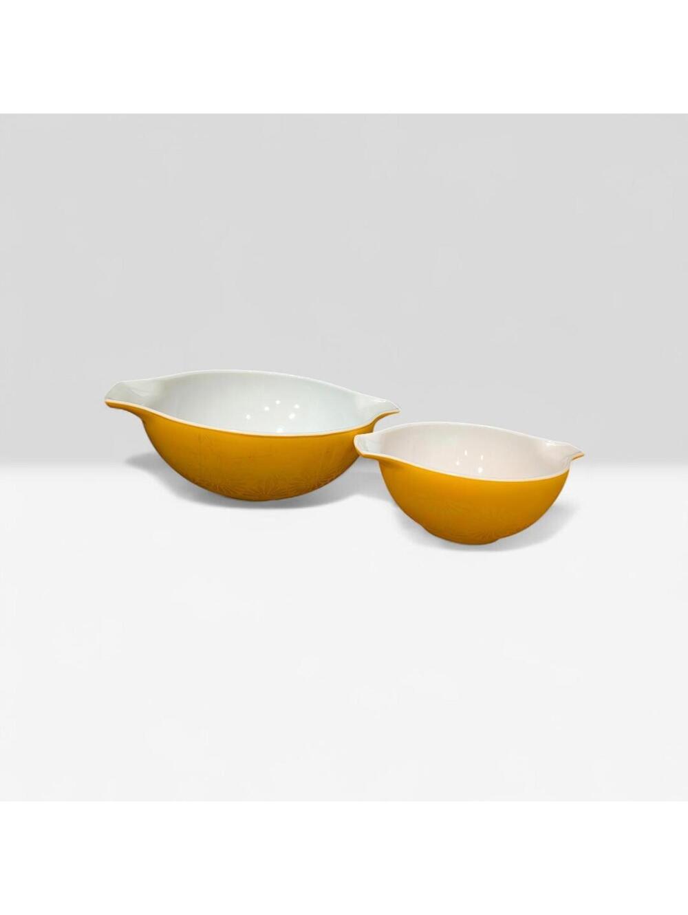 Vintage Pyrex Mixing Bowl Set Yellow 1970s Kitchen Decor